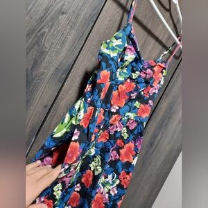 Braided spaghetti strap floral dress size M juniors with pockets! Y2K